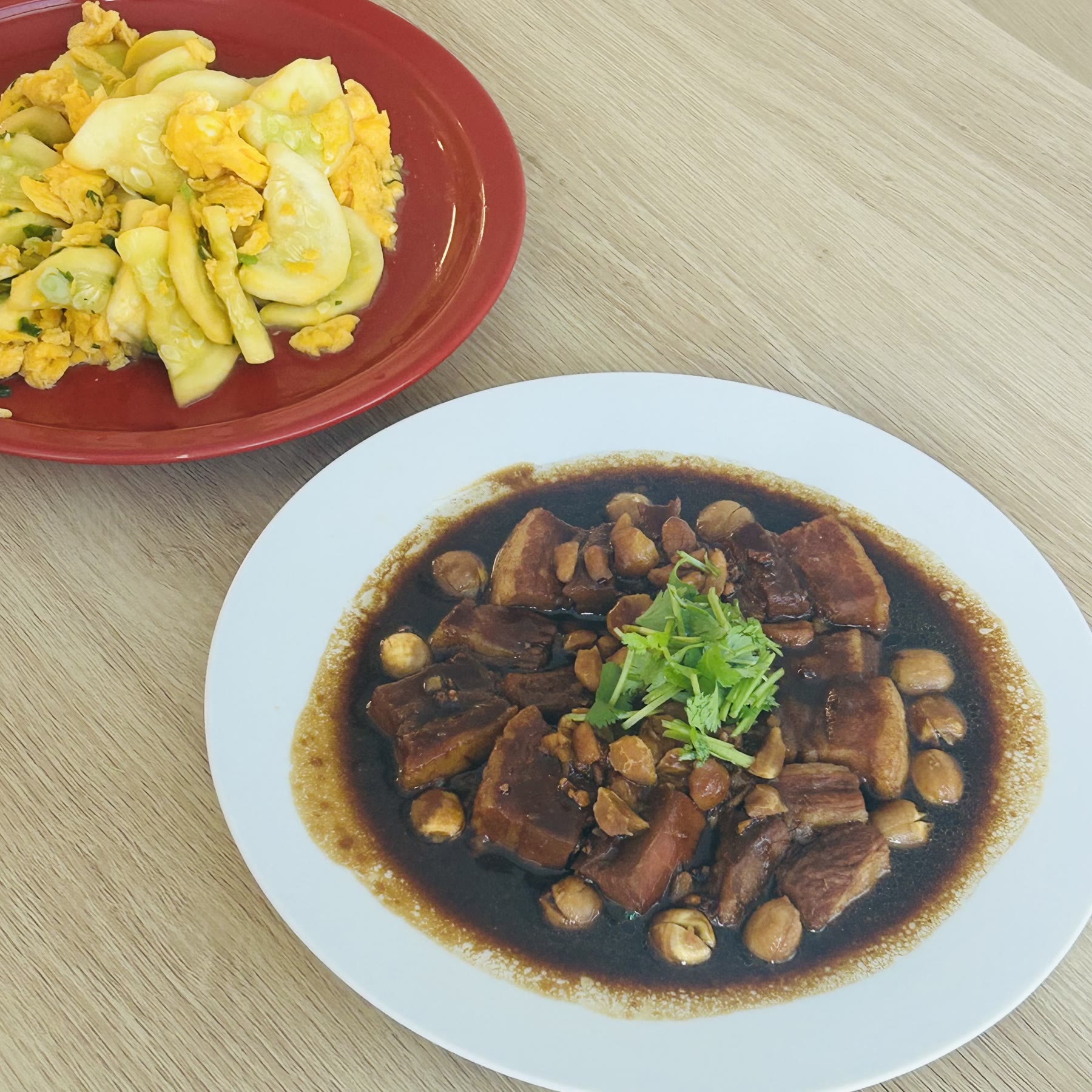 Braised pork with chestnuts and cucumber eggs