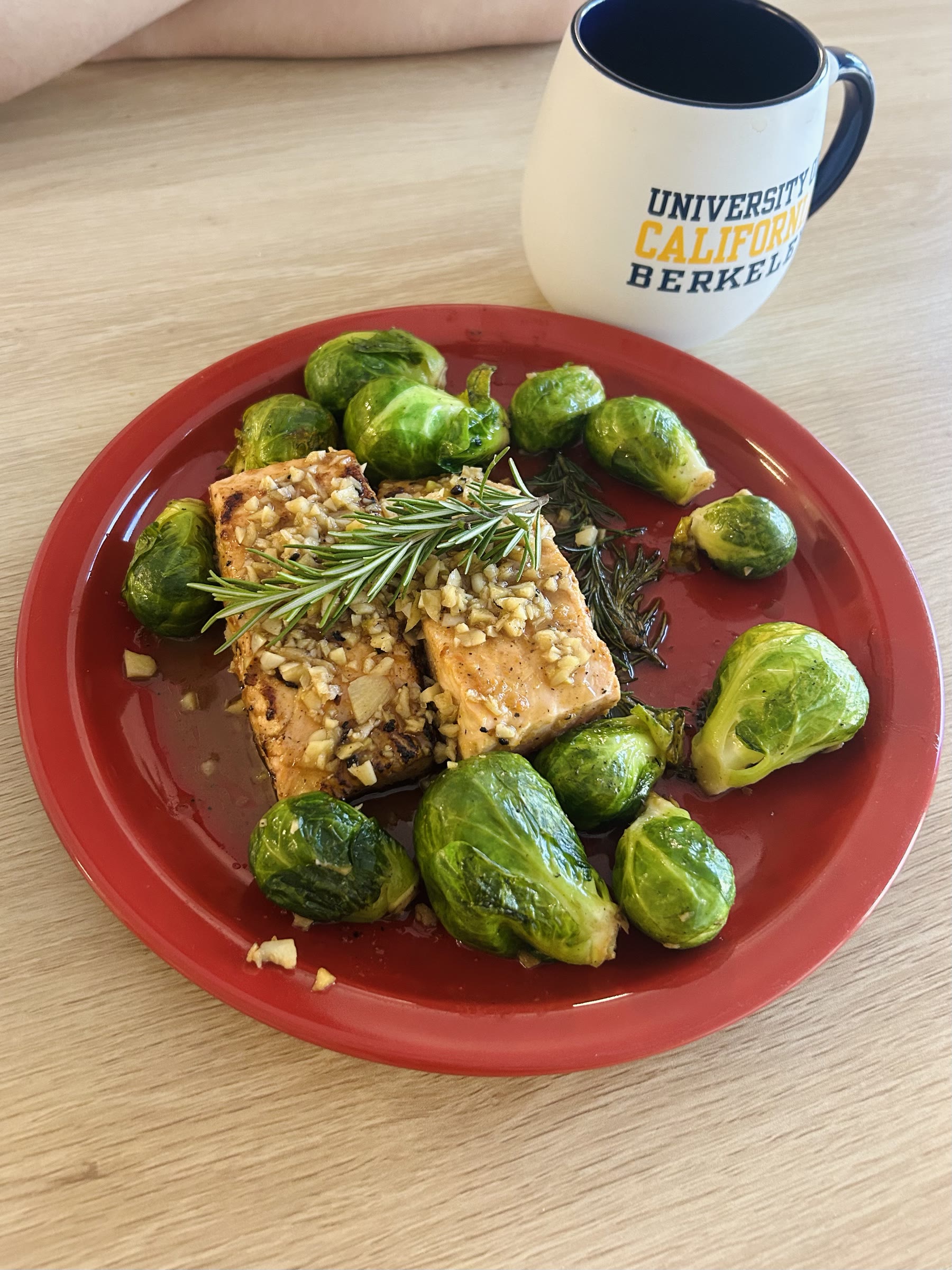 Garlic salmon with rosemary and Brussels sprouts